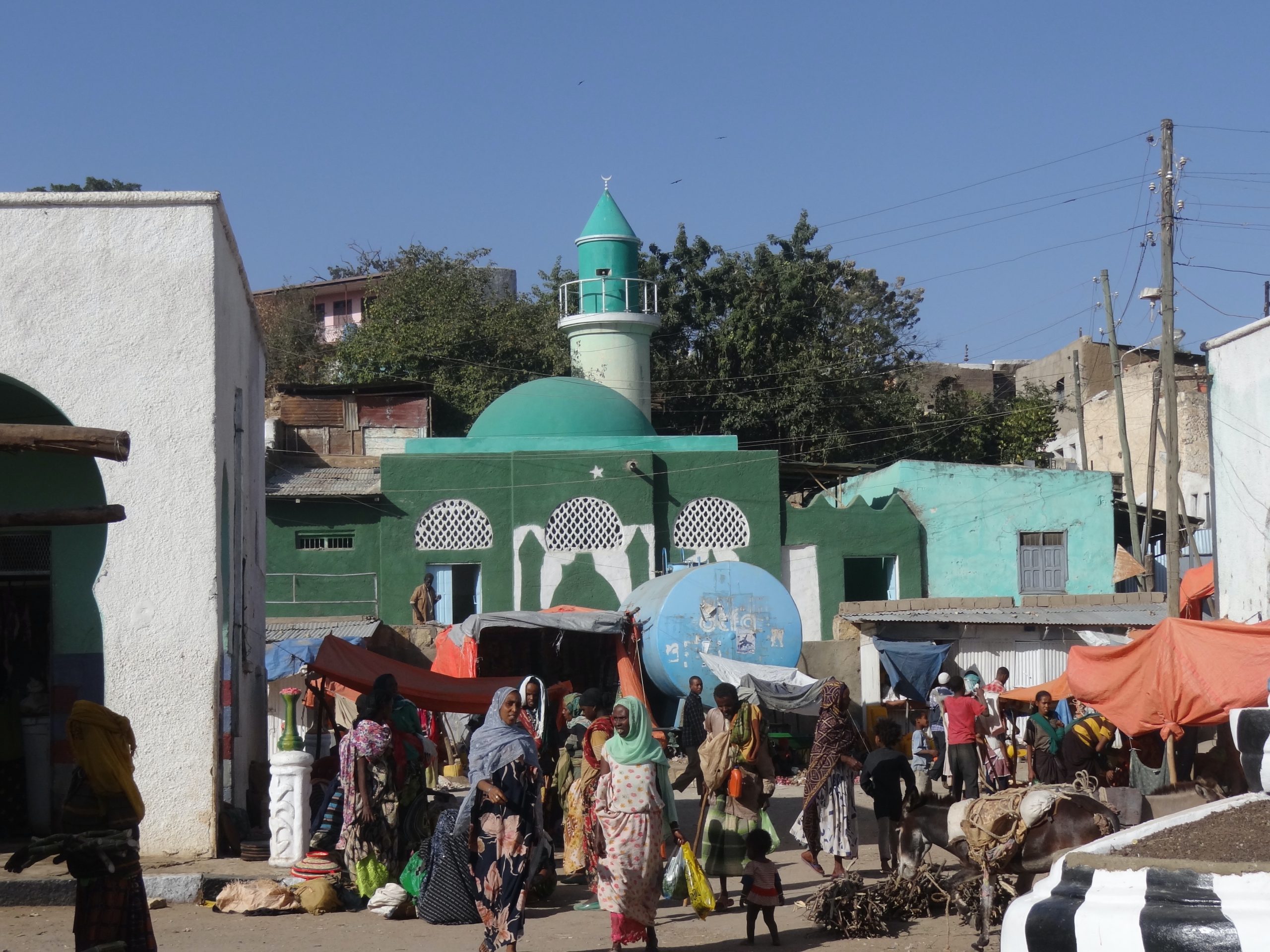 Harar ville sainte place avec une mosquée